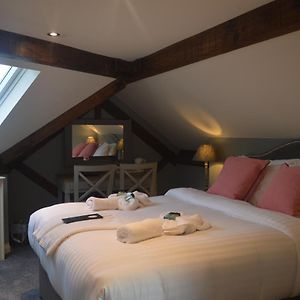 Deluxe King Triple Room